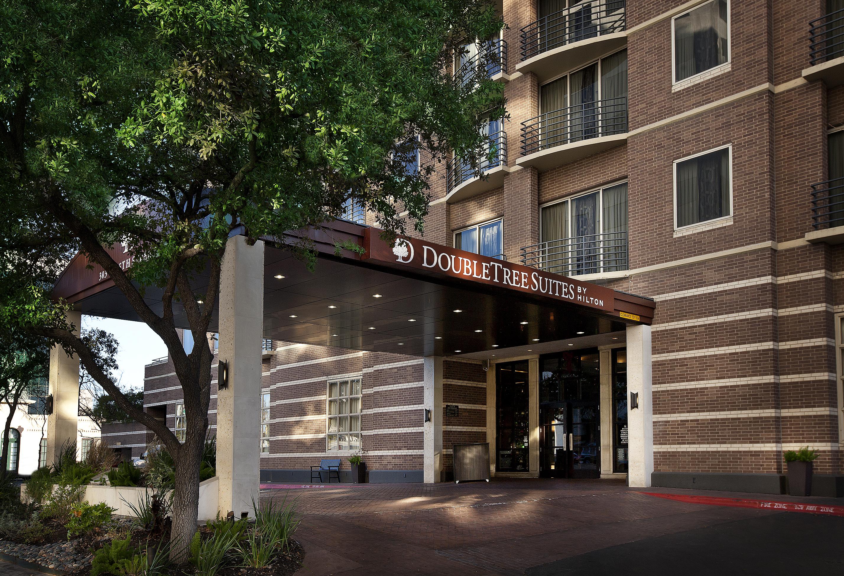 Doubletree Suites By Hilton Hotel Austin Exterior foto