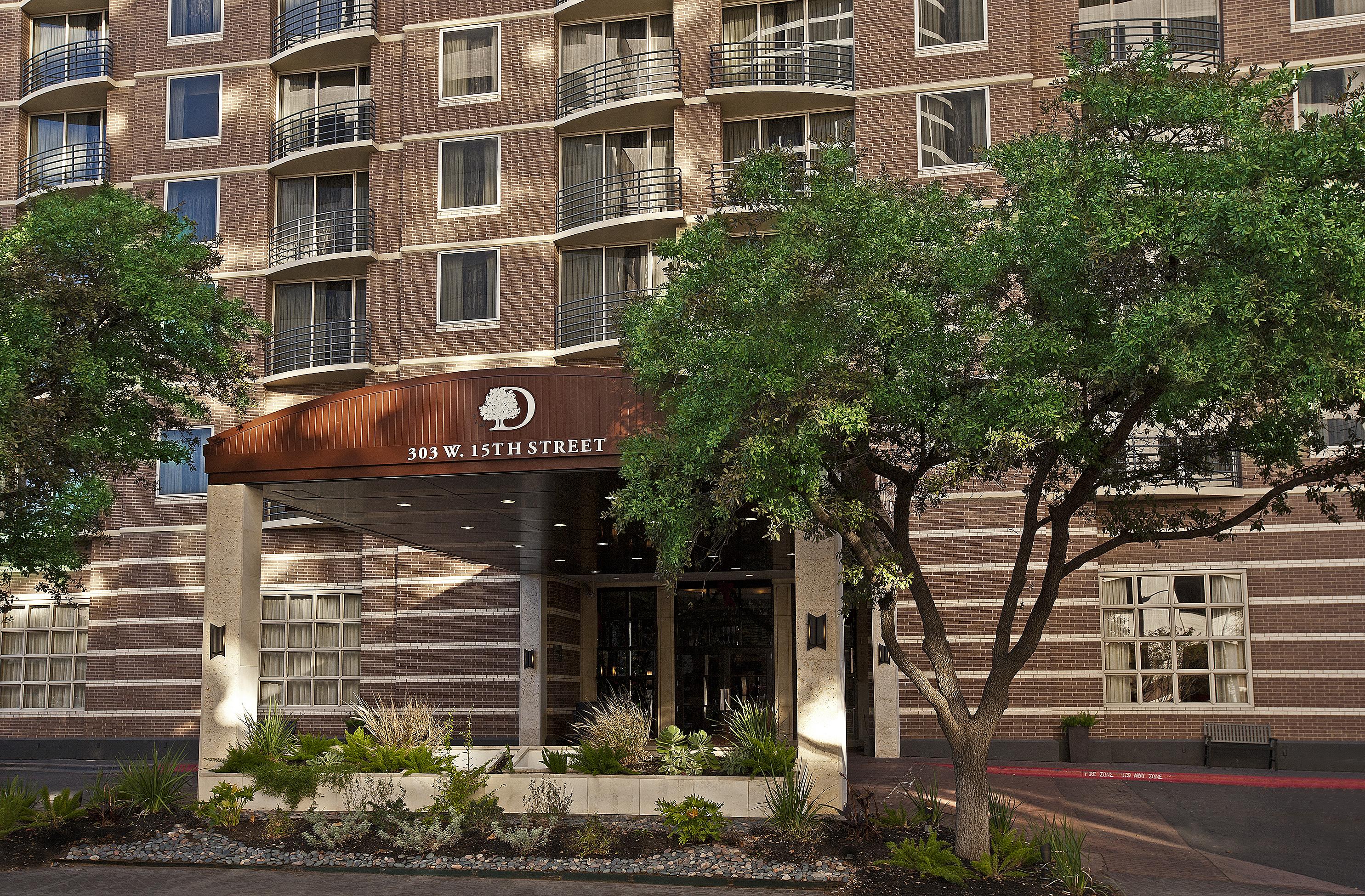 Doubletree Suites By Hilton Austin Downtown Capitol Exterior foto