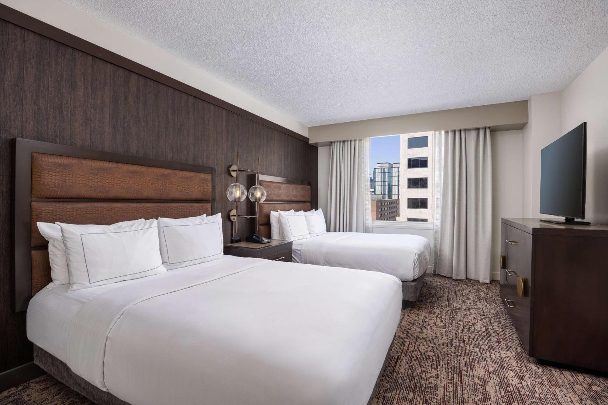 Doubletree Suites By Hilton Austin Downtown Capitol Exterior foto