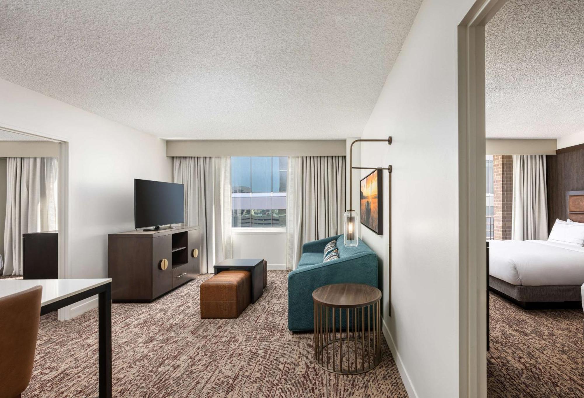 Doubletree Suites By Hilton Austin Downtown Capitol Exterior foto